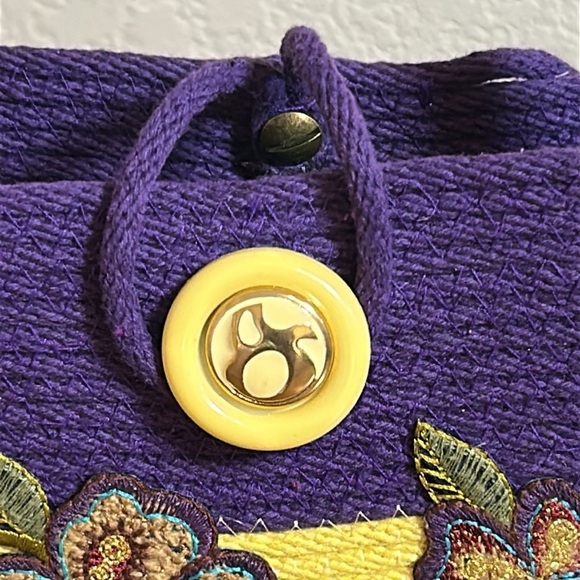 Unique Woven Rope Jute Bucket Floral Embroidered Purple and Green Handbag - Picture 3 of 16